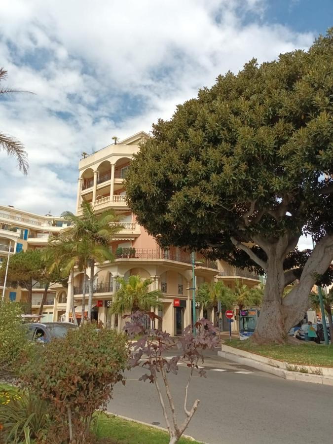 Attico Victoria Palace Suggestivo E Spettacolare Menton Eksteriør billede